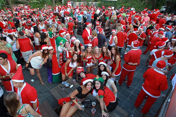 Santa Claus Pub Crawl Among Best In The World Illawarra Mercury Wollongong Nsw