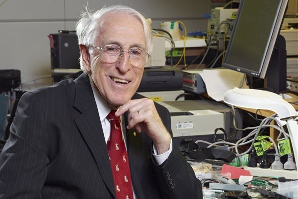 Graeme Clark Wins Florey Medal For Bionic Ear Invention Illawarra Mercury Wollongong Nsw